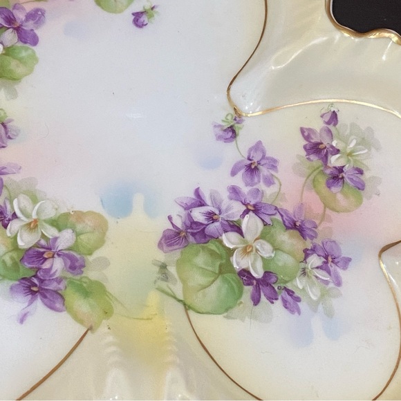 Vintage ROYAL RUDOLSTADT Prussia Hand-painted Clover leaf shaped Dish - Picture 2 of 11